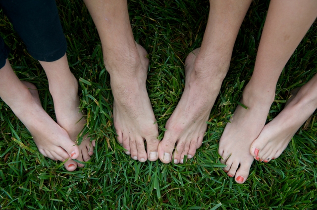 Benefits Of Barefoot And Minimalist Footwear Barefoot Health And Fitness 